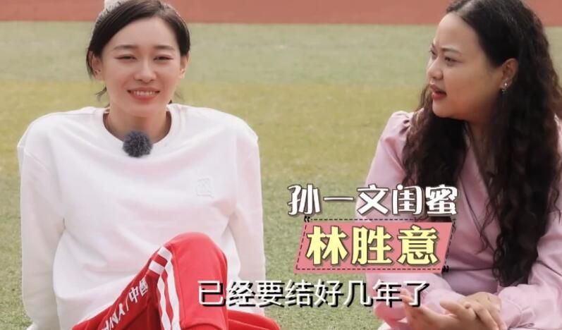 罗马官方账号在社交媒体上晒出为迪巴拉制作的海报，确认他当选队内11月最佳球员。